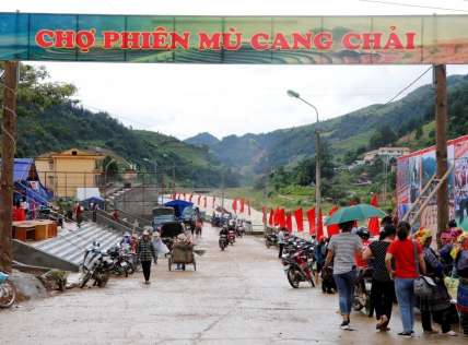 Chợ phiên Mù Cang Chải họp ngày nào?